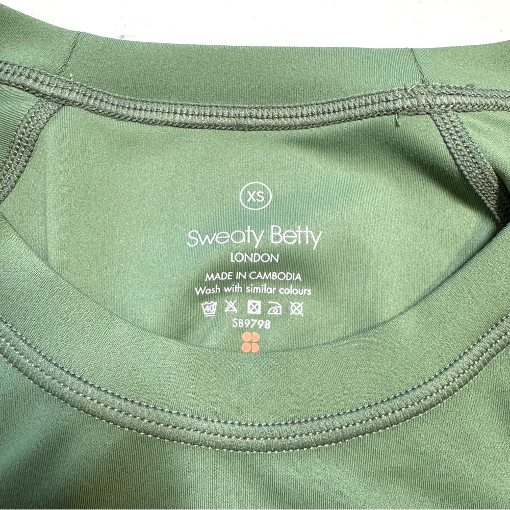 Sweaty Betty All Day Cropped Tee Shirt Olive Green Active Top Women’s Size XS - Picture 6 of 10